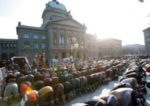 DAENEMARK, DAENISCHE, ZEITUNG, JYLLANDS-POSTEN, KARIKATUR, PROPHET, MOHAMMED, PROTEST, DEMONSTRATION, BERN, BUNDESPLATZ
