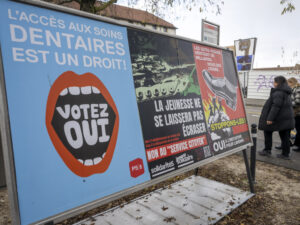 SUISSE VOTATIONS AFFICHES